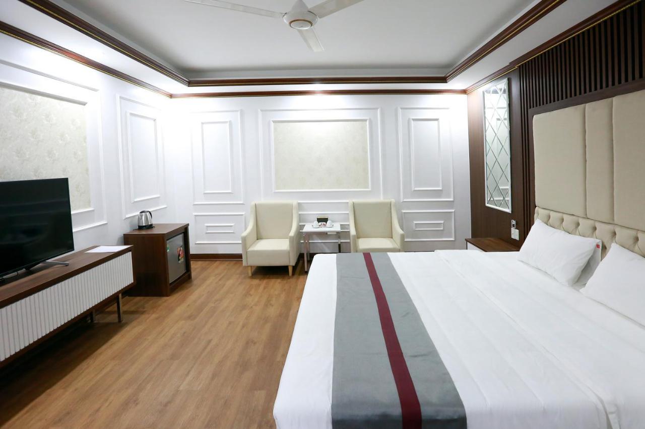 Olala Hotel Cam Pha ภายนอก รูปภาพ